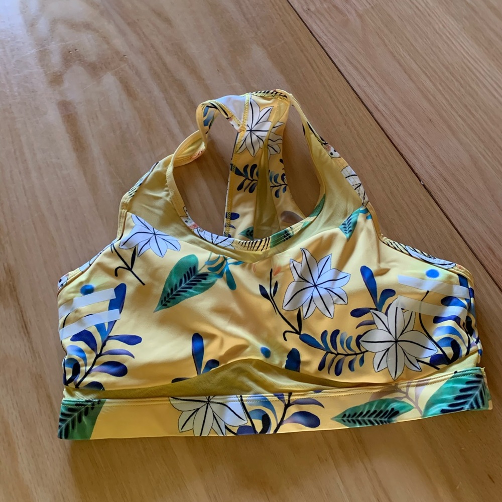 ZYIA Yellow and Blue Floral Activewear
